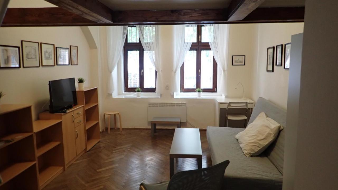 Apartment Jackie Прага Экстерьер фото