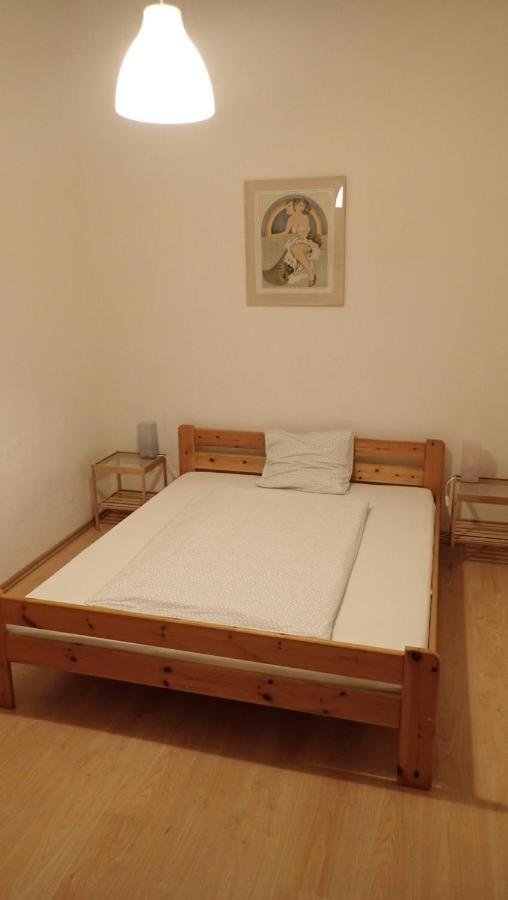 Apartment Jackie Прага Экстерьер фото