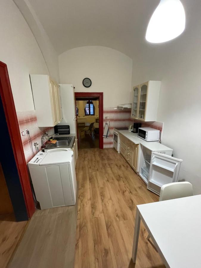 Apartment Jackie Прага Экстерьер фото