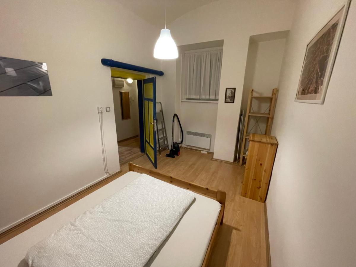 Apartment Jackie Прага Экстерьер фото